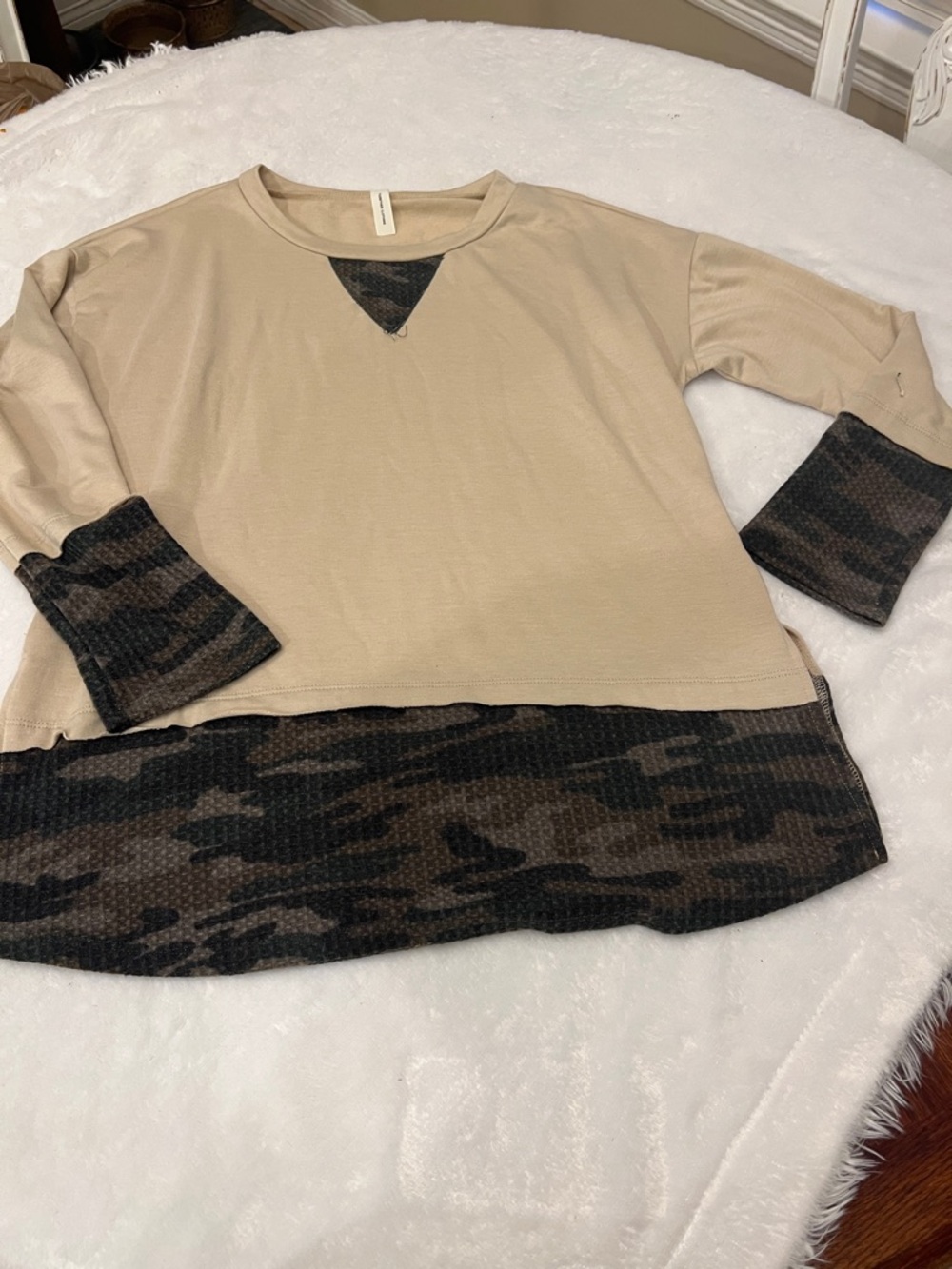 Boutique Beige Tunic Top with Dark Camouflage Trim - Casual Women's Tunic size M